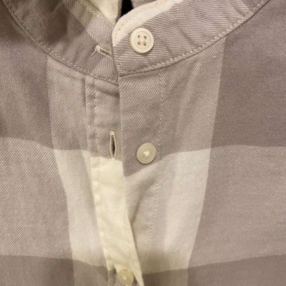 Uniqlo Button Down Flannel Shirt. Multicolor. XXL - Picture 8 of 10